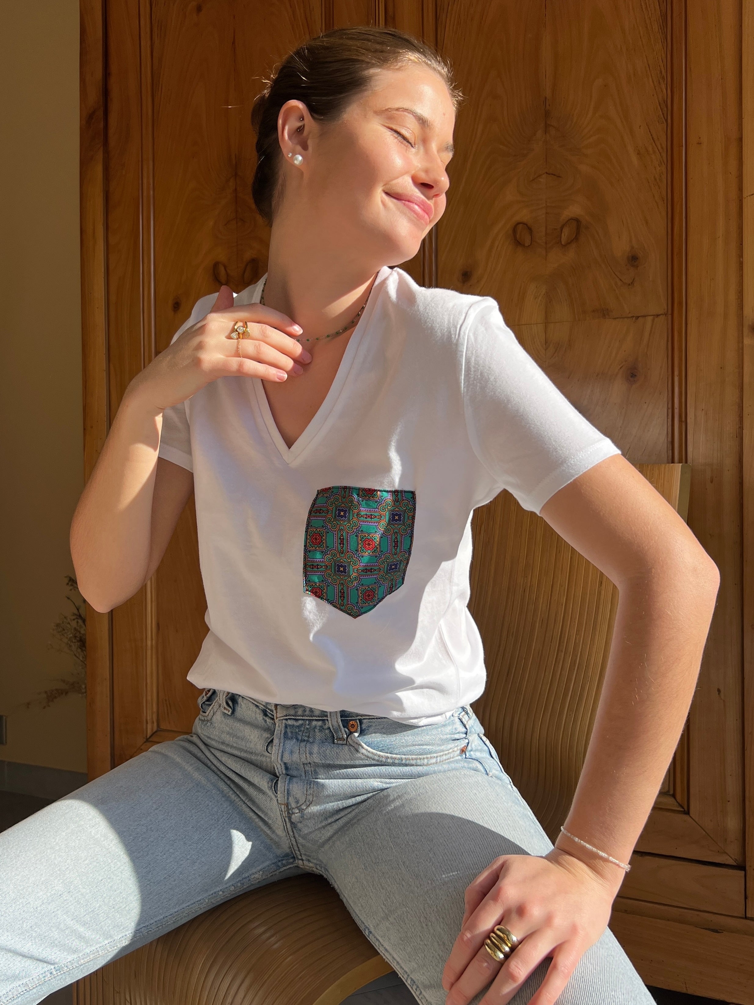 T-shirt poche en foulard verte