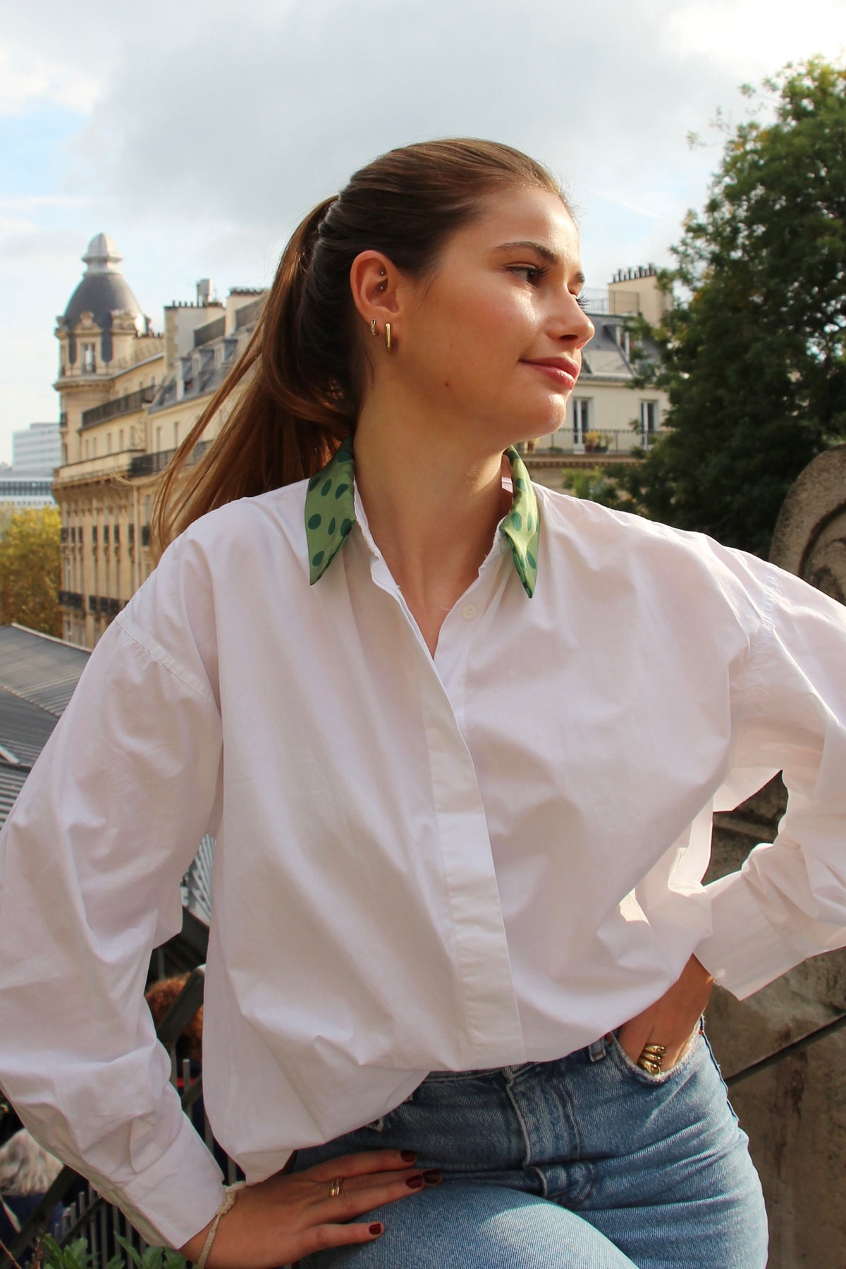 Chemise col en foulard vert 