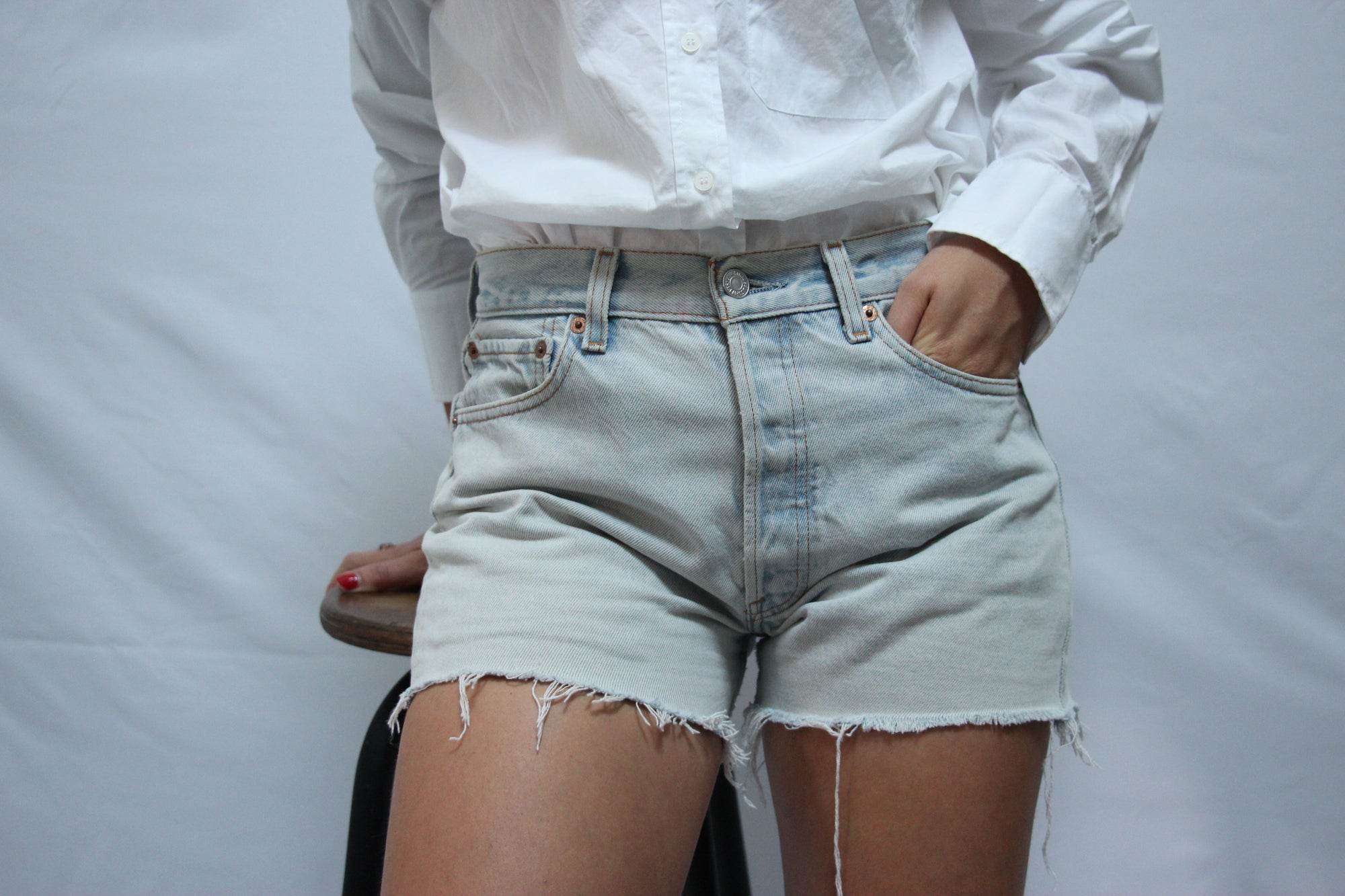 Short Levis 501 poche rouge 